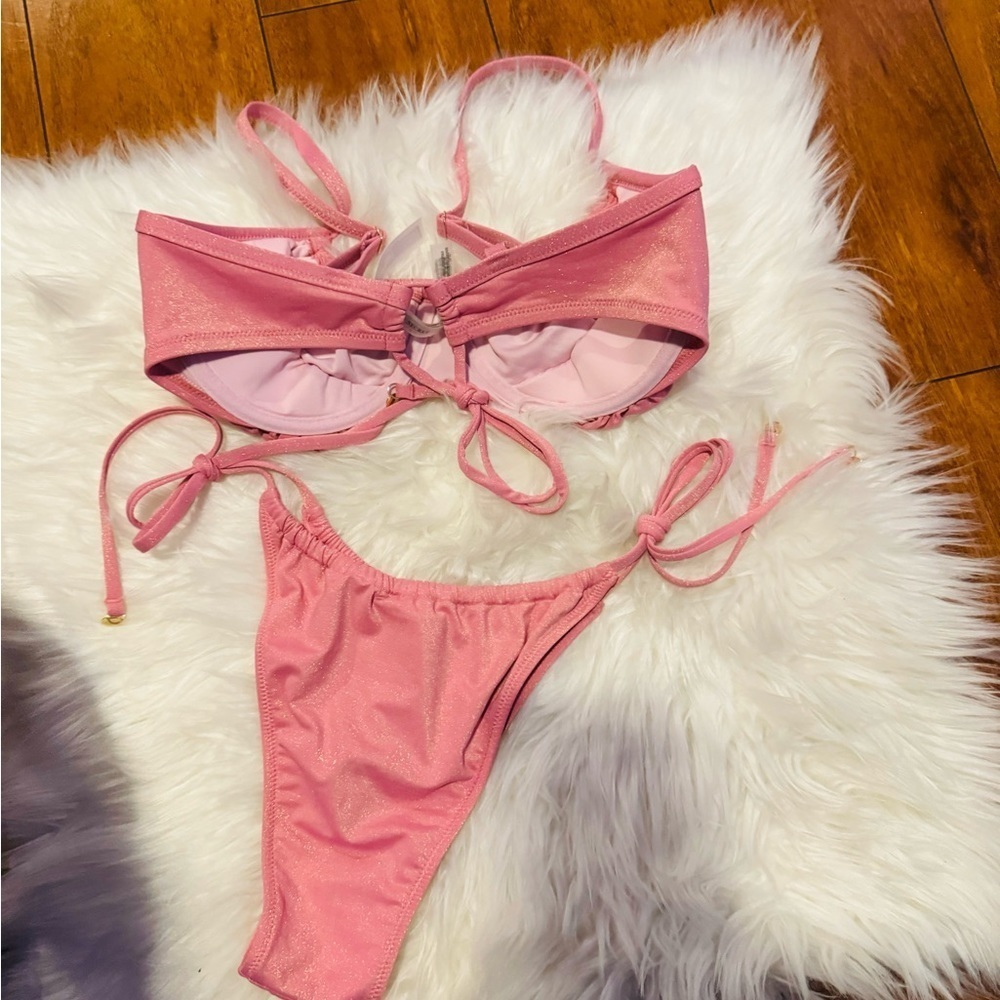 VICTORIA SECRET woman swiming bikini - Picture 5 of 6
